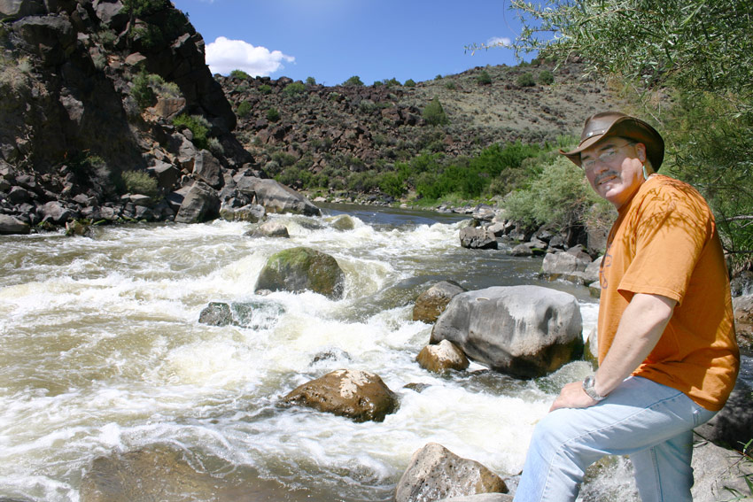 Image: Confluence of Rio Grande and Rio Pueblo