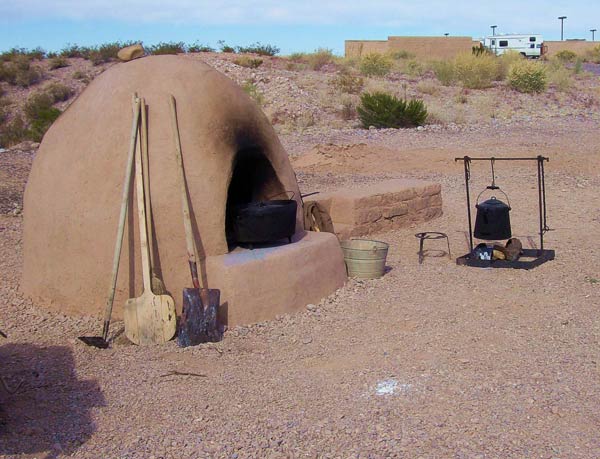 Image: horno in New Mexico