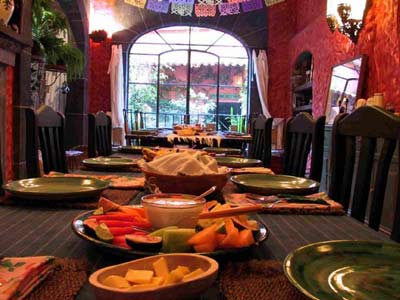 Image: Frida Kahlo tour meals, Image: Taos Art School, Frida Kahlo, Frida Kahlo's art, Frida Kahlo tour, casa azul, creative sources, art odysey, larry torres, coyoacan, museo de arte moderno, museo leon trotsky, pyramids, sun, moon,Frida, Kahlo